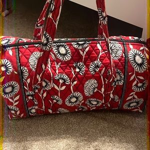 Vera Bradley Deco daisy duffel bag 17x9x9